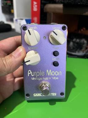 Carl Martin Purple Moon Vintage Fuzz e VIBE