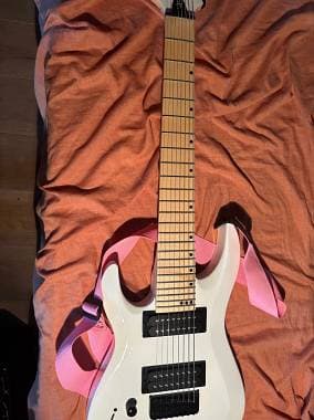 Harley Benton 8 corde mancina