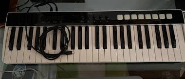 IK Multimedia Irig 49 tasti