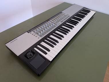 Novation ReMOTE 61 SL