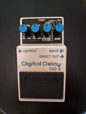 Pedale delay Boss DD-3