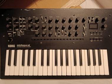 Korg Minilogue xd in ottime condizioni, con alimentatore
