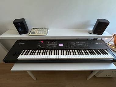 Yamaha S90XS