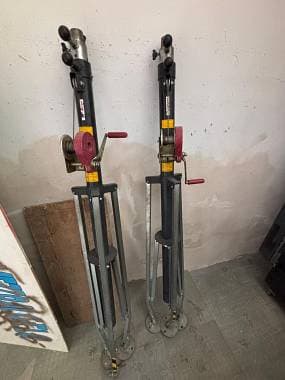 Coppia elevatori Selvoline 4,20 m portata 40 kg per luci/audio