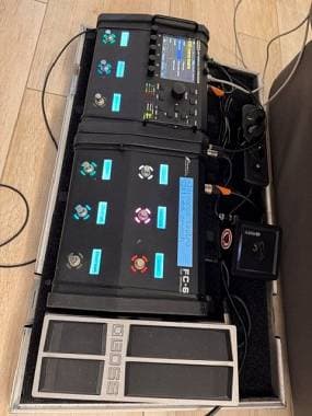 Fractal Audio FM3 + FC6 +BOSS FV500H + Flight case