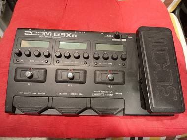 Zoom g3xn scambio con pedali per basso