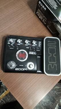 Zoom G2 1U Pedaliera multieffetto per chitarra elettrica