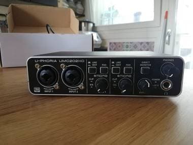 Behringer umc202hd