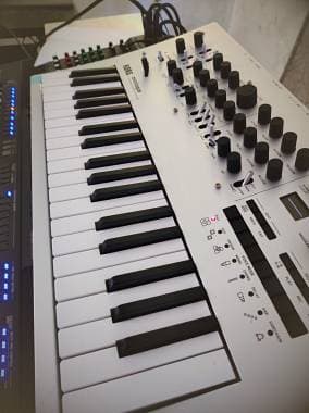 Korg Minilogue OG