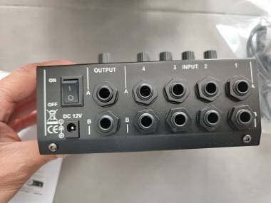 Vendo mixer Summina AM228