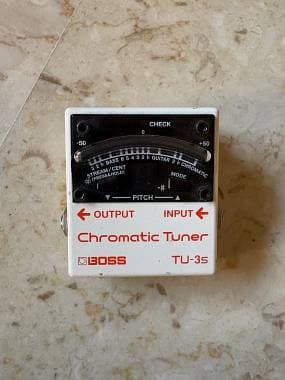Boss TU-3s accordatore
