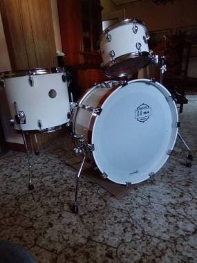 Batteria artigianale