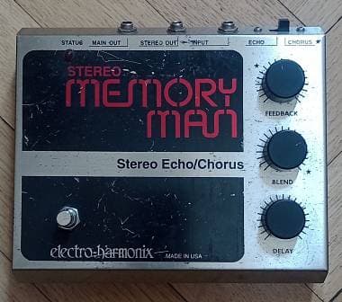 Electro Harmonix memory man stereo pedale echo/chorus per chitarra