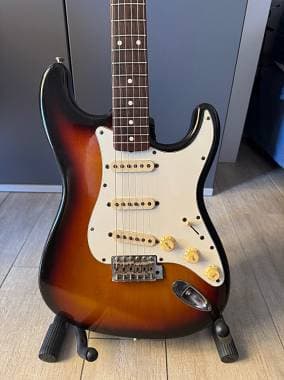 Fender Stratocaster St62US 62 reissue Crafted in Japan