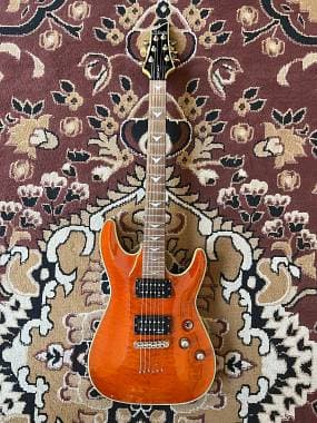 Schecter Omen Extreme Amber