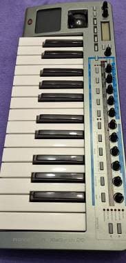 Novation xiosynth 25