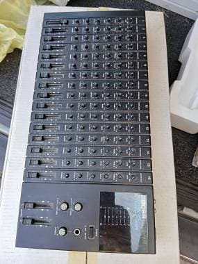 mixer Boss bx 16
