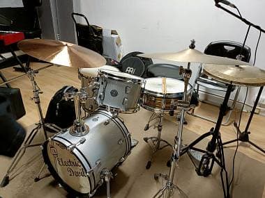 Ludwig Breakbeats Sparkle White