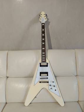 Esp Edwards Guitars FV LTD 120D Flying V