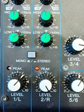 mixer Yamaha mg06