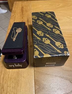 Jim Dunlop Cry baby Kirk Hammett wah