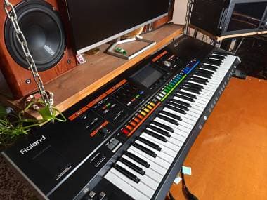 Roland Jupiter 80