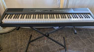 Pianoforte digitale Ringway RP-25 con accessori