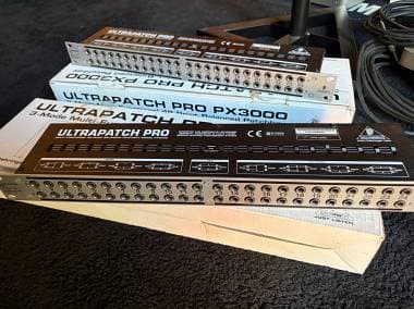 2 Behringer Ultra Patch Pro PX3000