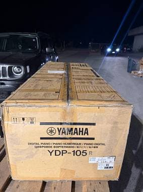 Yamaha Arius ydp 105