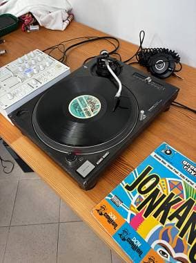 Technics 1210 MK2 + Pioneer Djm 350