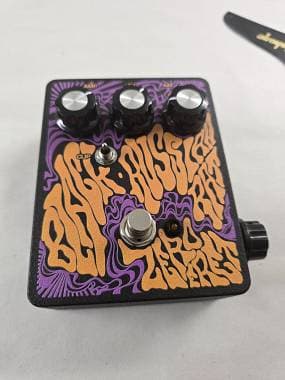 Zero Fret Black Russian Rat