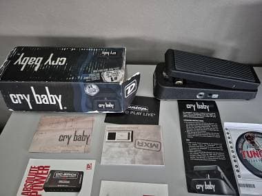 Dunlop Cry baby wah Gcb95