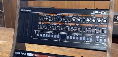 Roland JP- 08