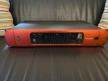 Focusrite REDNET 4 preamplificatore convertitore 8 canali Dante