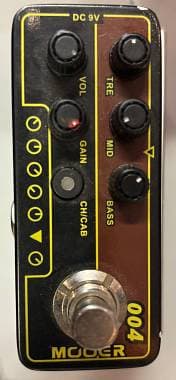 Mooer 004 day tripper micro preamp