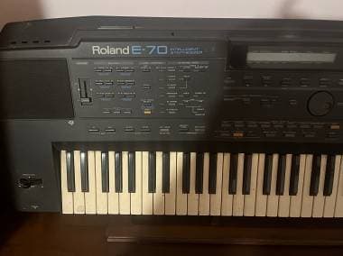 Roland E-70