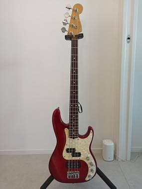 Fender Precision American DeLuxe Traslucent Red Anno 1997