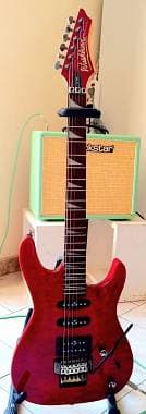 Washburn KC600 superstrat per performance rock/metal