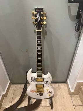 Chitarra elettrica SG, diavoletto Style