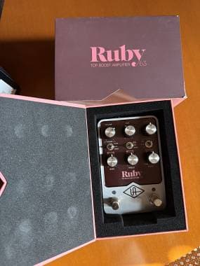 Universal Audio UAFX Ruby '63 Condizioni da Negozio | Completo di scatola