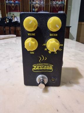 JHS Pedals muffuletta fuzz