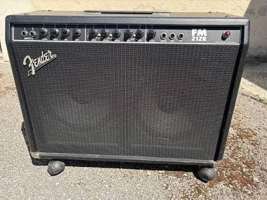 Fender FM212R (Frontman 212R) 100W Combo 2x12 per Chitarra
