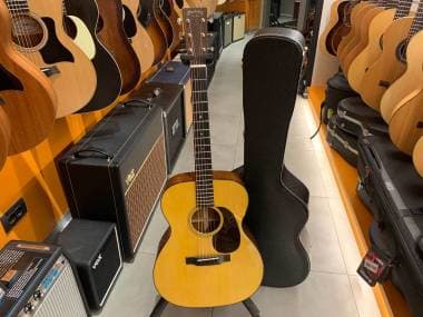 Martin 000-18 + Lr Baggs Usato