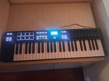 Arturia KeyLab Essential 49 MK3 Nera