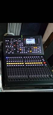 Midas M32R Live + Flightcase