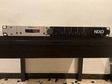 NEXO NX242 con scheda NXtension-ES4.