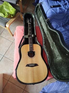 SIRE R7 DREADNOUGHT CON PREAMP ZEBRA SPEDIZIONE GRATIS