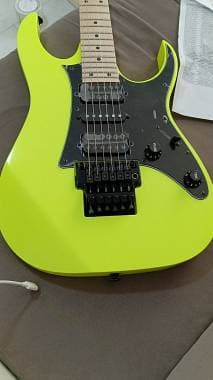 Ibanez Genesis rg 550