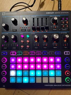 Novation Circuit mono station