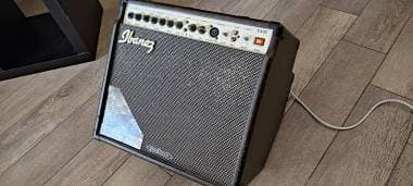 Ibanez TROUBADOUR TA 35